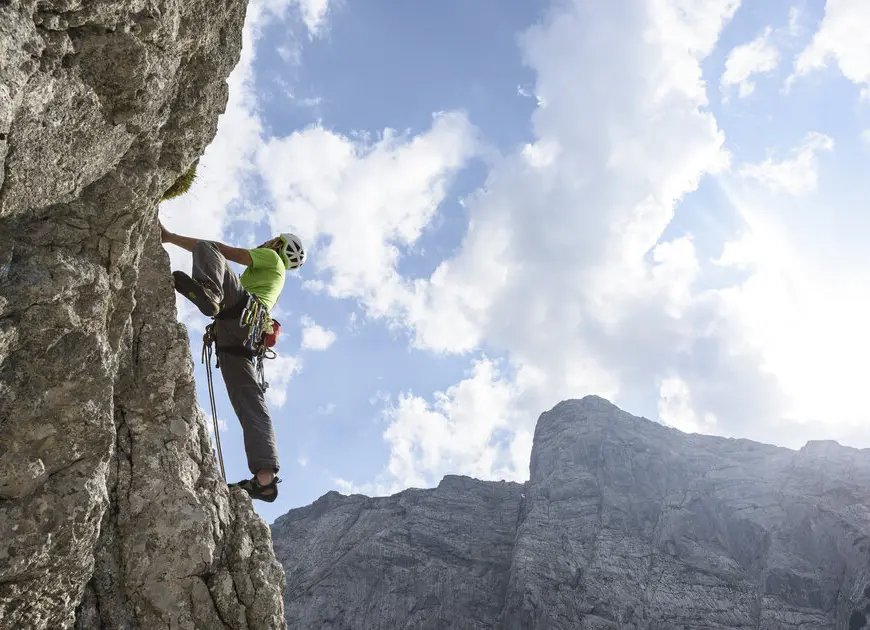Outdoor-Klettern am Fels | © DAV/Wolfgang Ehn